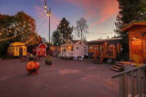 Tiny Digs - Hotel of Tiny Houses