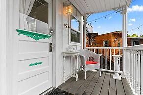 Tiny Digs - Hotel of Tiny Houses