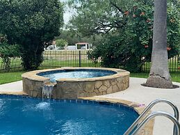 Live Oaks Bed and Breakfast