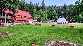 Southfork Lodge - Riverside Inn