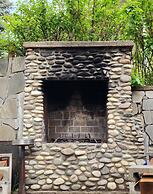 Southfork Lodge - Riverside Inn