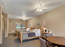 Southfork Lodge - Riverside Inn