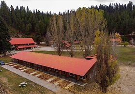 Southfork Lodge - Riverside Inn