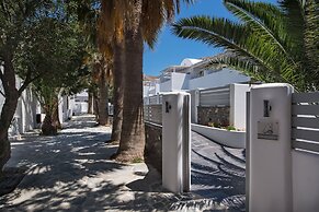 Meltemi Excelsior Suites and Spa