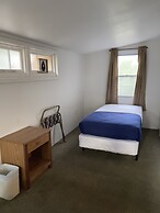 Hanging Horn Lakeside Resort