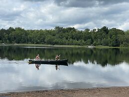 Hanging Horn Lakeside Resort