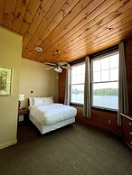 Hanging Horn Lakeside Resort