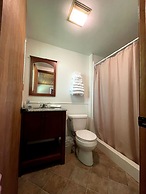 Hanging Horn Lakeside Resort