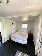 Hanging Horn Lakeside Resort