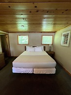 Hanging Horn Lakeside Resort