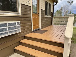 Hanging Horn Lakeside Resort