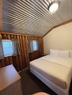 Hanging Horn Lakeside Resort