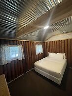 Hanging Horn Lakeside Resort