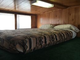 Chama River Bend Lodge