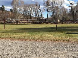 Chama River Bend Lodge