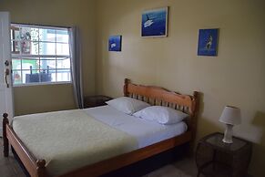 Bamboleo Inn Belize