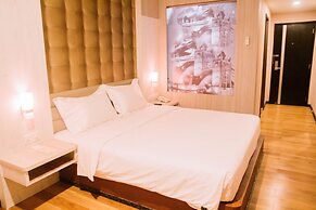 The Golden Bay Hotel Batam