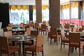 The Golden Bay Hotel Batam