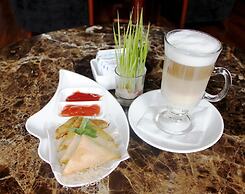 The Golden Bay Hotel Batam