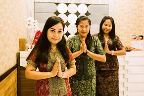 The Golden Bay Hotel Batam