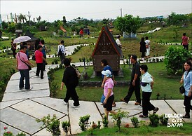 The Golden Bay Hotel Batam