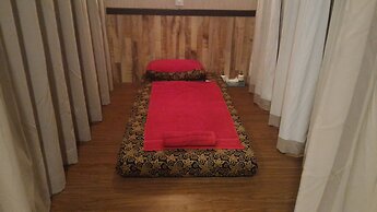 The Golden Bay Hotel Batam