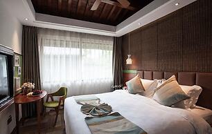 Yurong West Lake Cottage Resort Hotel