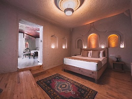 Local Cave House Hotel