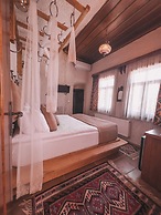 Local Cave House Hotel