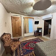 Local Cave House Hotel