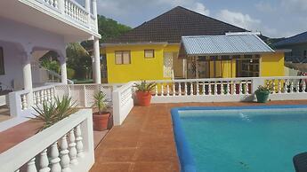 Ocho Rios Almond Tree Villas