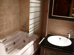 APARTMENTSUITESPAIN BAQUEIRA Jardin Privado