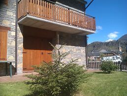 APARTMENTSUITESPAIN BAQUEIRA Jardin Privado