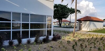 Sunrise Villa On The Beach