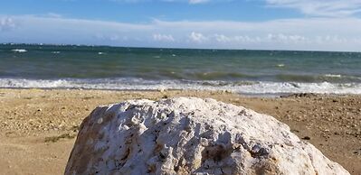 Sunrise Villa On The Beach