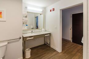 Hampton Inn Crestview South  I-10