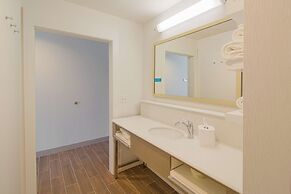 Hampton Inn Crestview South  I-10