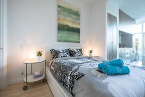 QuickStay - Luxury in Yorkville (Yonge & Bloor)