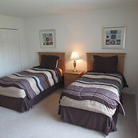 Deluxe Pool Homes by SVV