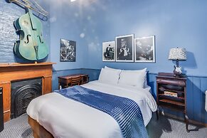 Royal Barracks Guest House