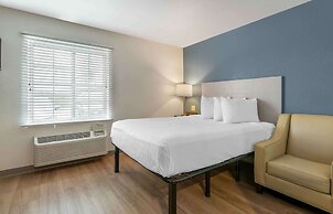 Extended Stay America Select Suites - Louisville - Airport