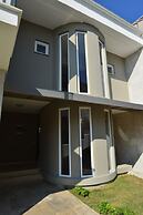 Lighthouse Nadia Aparts