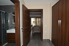 Lighthouse Nadia Aparts