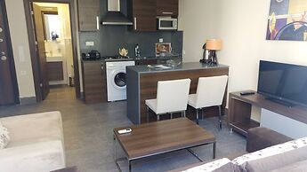 Lighthouse Nadia Aparts