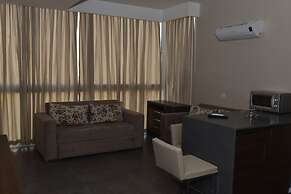 Lighthouse Nadia Aparts