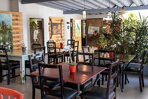 Casa Maria Airport B&B