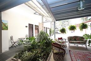 Casa Maria Airport B&B