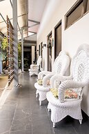 Casa Maria Airport B&B