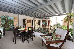 Casa Maria Airport B&B