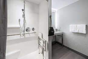 Homewood Suites by Hilton Boston Logan Airport Chelsea